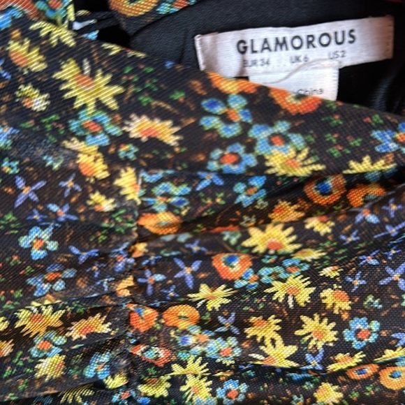 Glamorous black with multicolored flowers long sleeve ruched dress size 2 - Picture 2 of 3